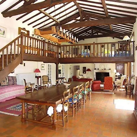 Spacious Holiday In Sauvant With Private Pool * 圣索旺