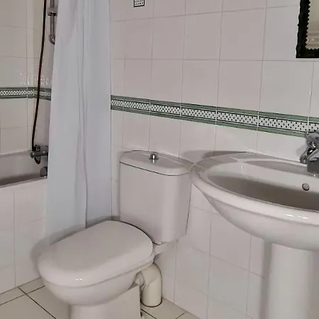 度假居 Spacious Holiday In Sauvant With Private Pool